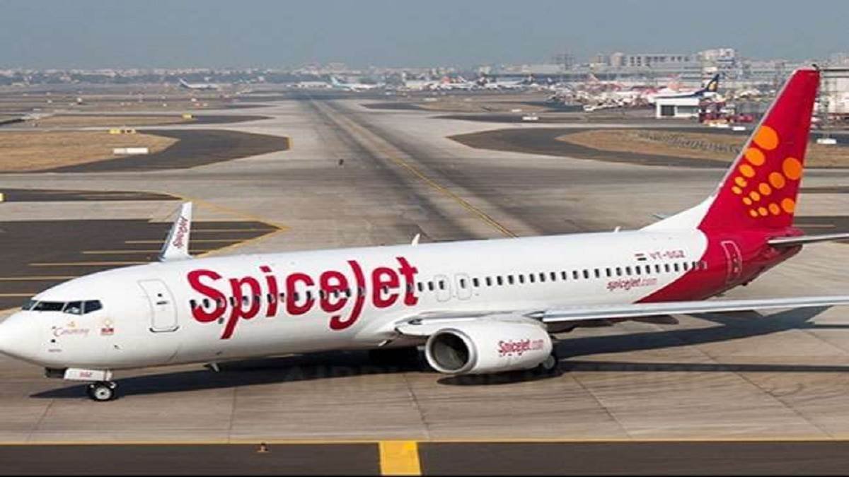 दिल्ली से जबलपुर जा रहा स्पाइसजेट विमान को तकनीकी खराबी के कारण करनी पड़ी इमरजेंसी लेंडिंग, स्वास्थ्य मंत्री भी थे सवार
