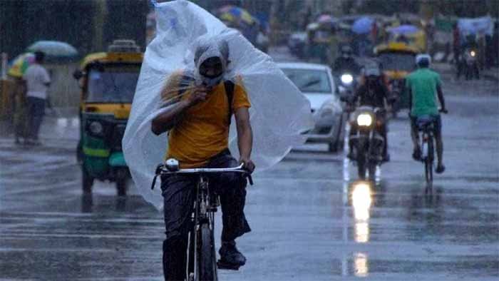 उत्तराखण्डः मौसम ने फिर बदली करवट! पहाड़ से लेकर मैदान तक झमाझम बारिश, विभाग ने जारी किया अलर्ट